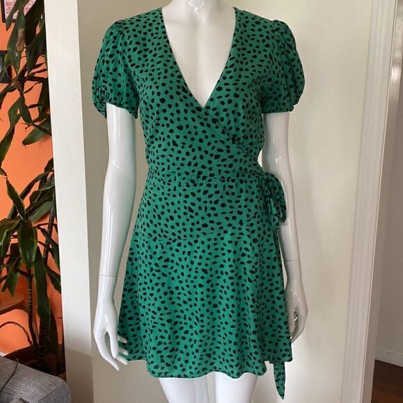 Urban Outfitters Jocelyn Printed Puff Sleeve Mini Dress Size Medium - Picture 5 of 13